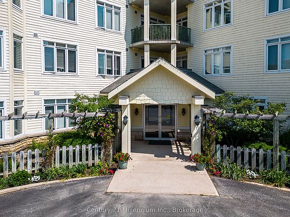 5th image of 10 Bay St E #407