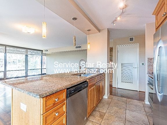 3rd image of 4808 N 24th St Unit 401