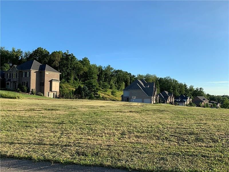 2nd image of 4680 Windward Ct
