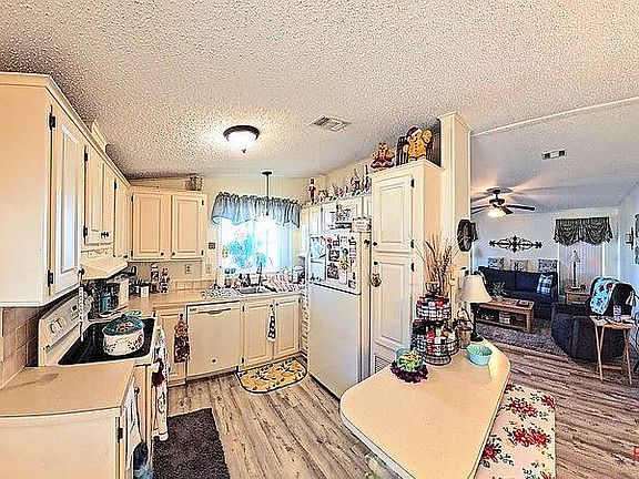 2nd image of 47 Sea Fern Dr #171