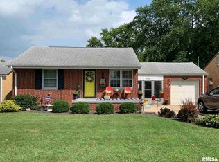 2412 S College St, Springfield, IL 62704