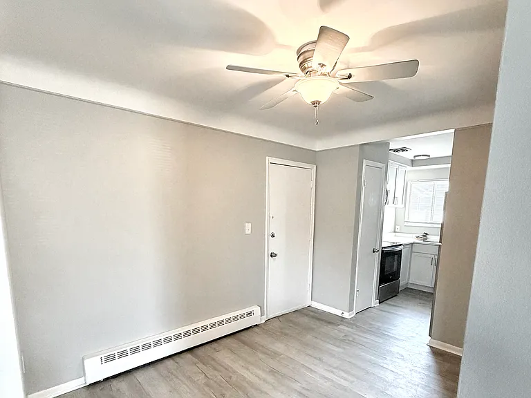 3611 Rochester Rd — Photo 3