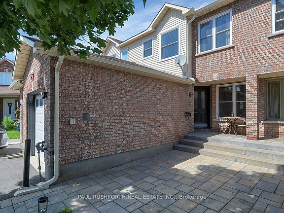 2nd image of 29 Grenadier Way