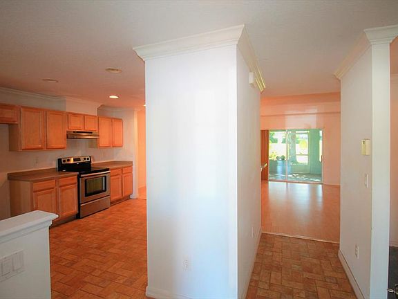 3rd image of 9279 SW 91st Court Rd