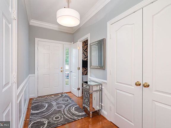 2nd image of 14706 Dogwood Park Ln