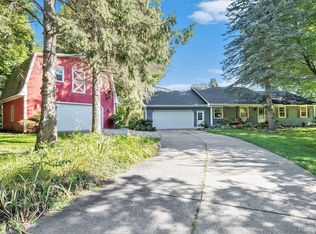 3090 Mason Rd, Howell, MI 48843