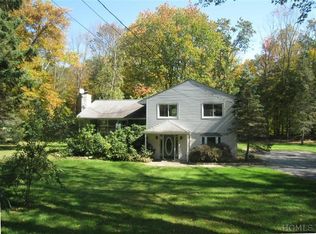 8 Anita Rd, Yorktown Heights, NY 10598