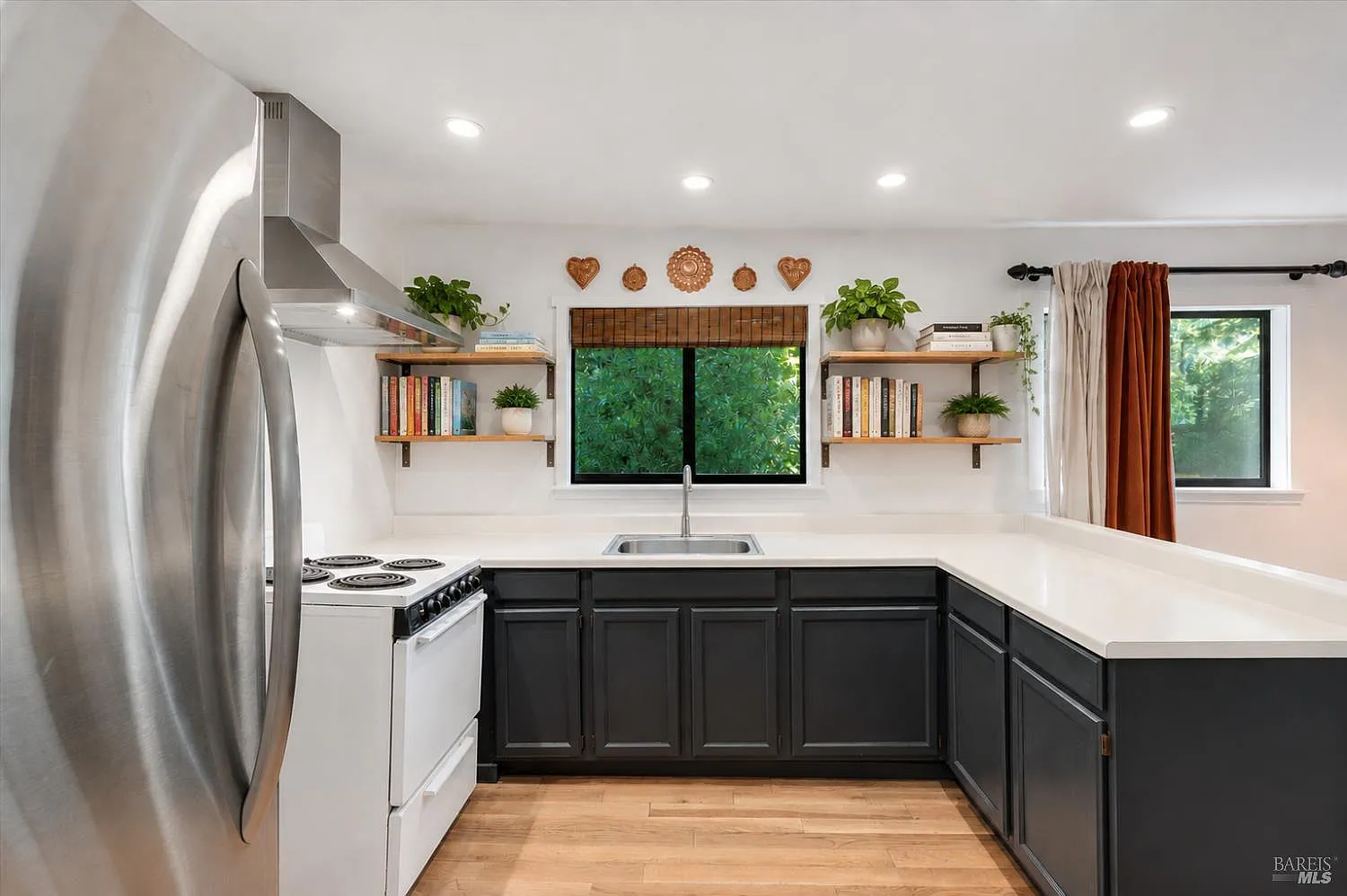 9079 Middle Terrace - Photo 12
