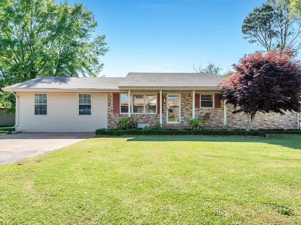 200 James St, Muscle Shoals, AL 35661