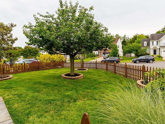 4th image of 5086 Kapp Ln