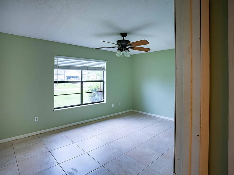 3617 SW Margela St — Photo 11
