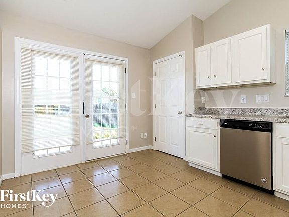 5th image of 977 Hathaway Dr
