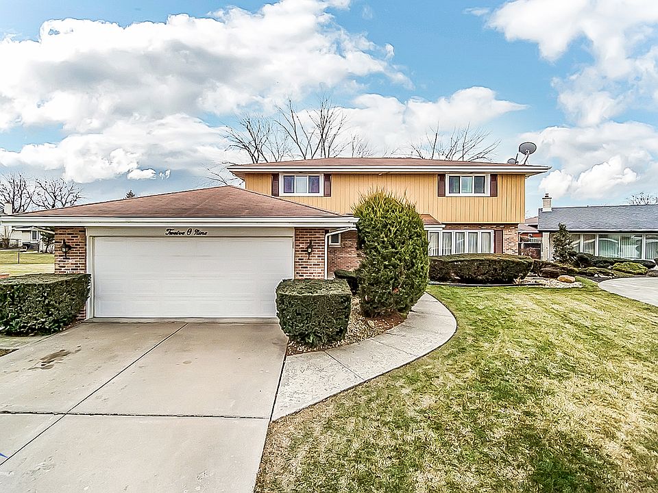 1st image of 1209 E 166th Pl