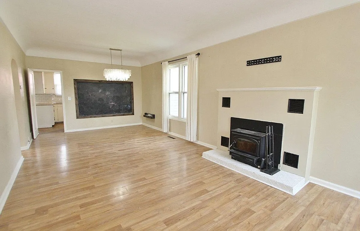 Building Photo - 1502 Ellis Ave