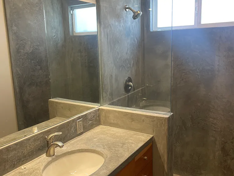 427 Grand Blvd — Photo 32
