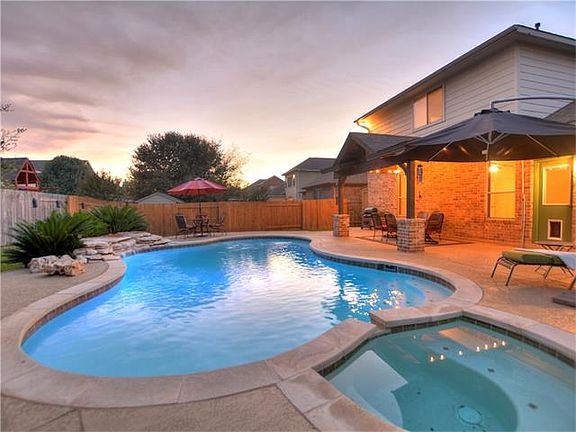 5th image of 2807 Stonecreek Pl