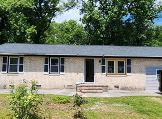 646 Rhodestown Rd, Jacksonville, NC 28540