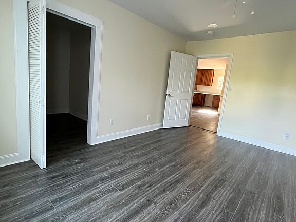 2nd image of 5665-5667 Rosemary Pl #B