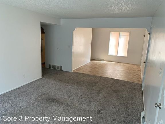 4th image of 2206 Lexington Dr #11433849