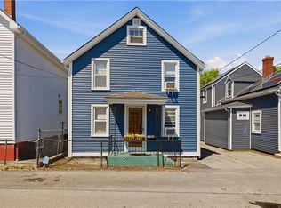 6 Murphy Ave, Bristol, RI 02809