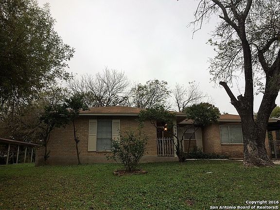 2nd image of 634 Bexar Dr