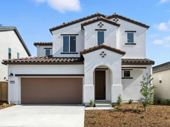 8249 Morning Star Way, Elk Grove, CA 95757