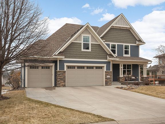 3rd image of 10476 Vermillion Cir NE