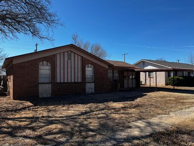 121 J B Ave, Floydada, TX, 79235