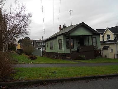 2nd image of 508 N 74th St
