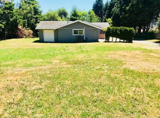 629 Hassett St, Brookings, OR 97415
