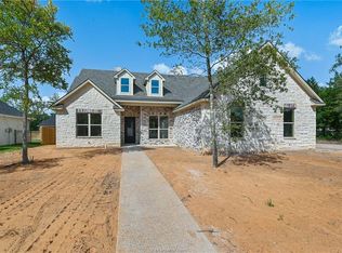 5203 Flint Hills Dr, College Station, TX 77845