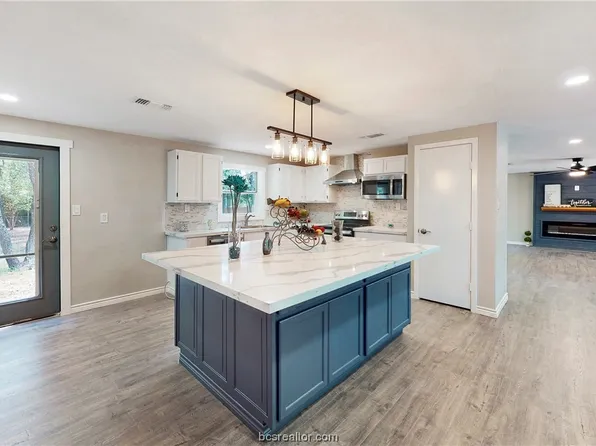 333 Northwood Cir, Rockdale, TX 76567