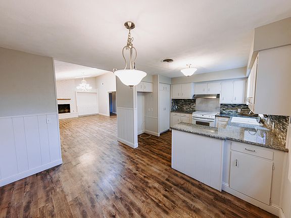 3rd image of 3432 60th St