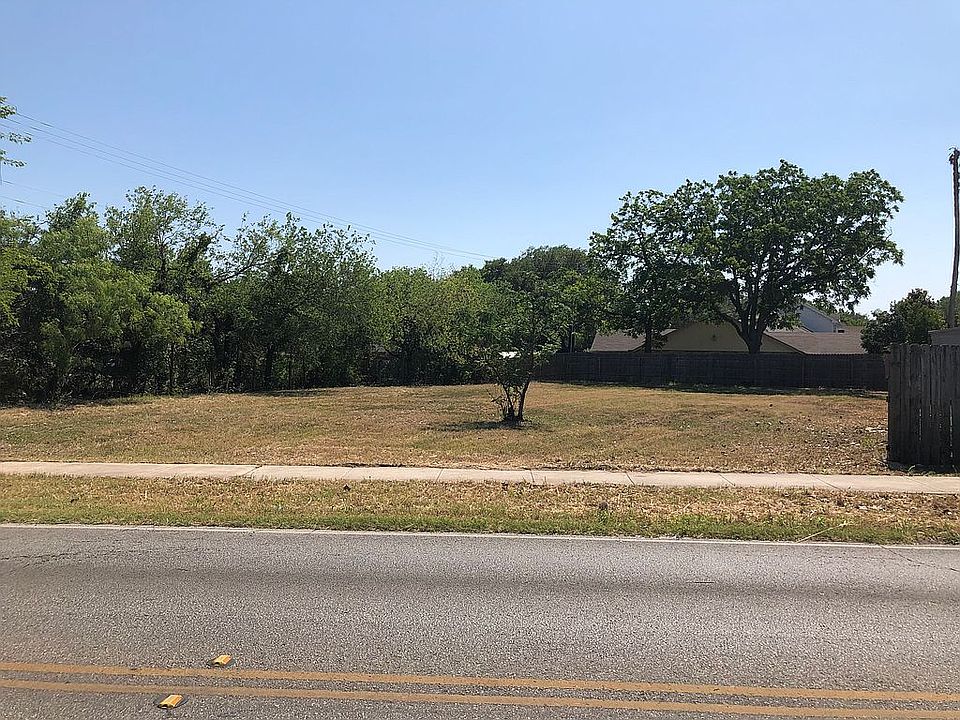 2nd image of 4450 Roland Ave