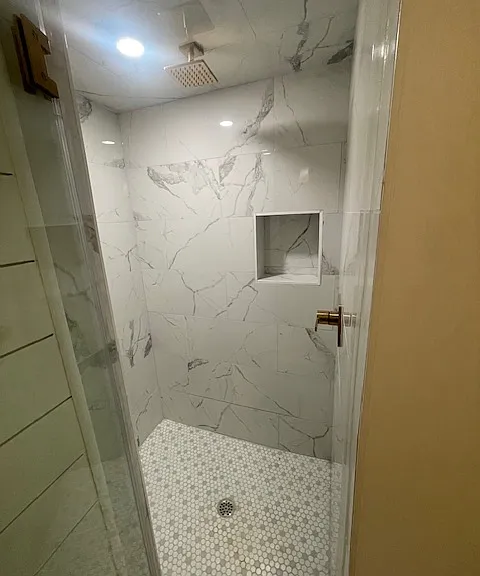 124 S Oakhurst Dr #2S — Photo 8
