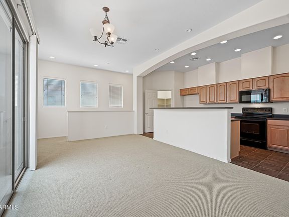 5th image of 42424 N GAVILAN PEAK Parkway #20-206