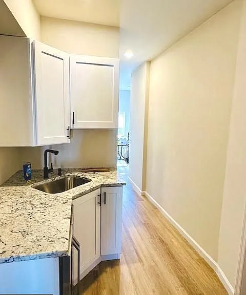 2210 Eastern Ave — Photo 15