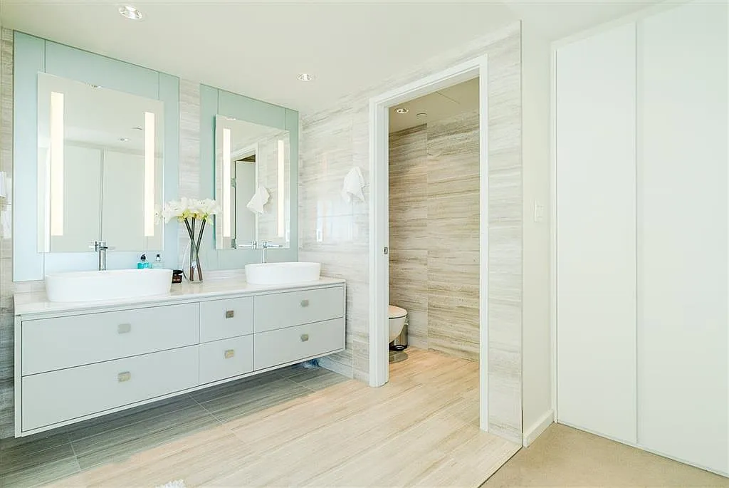 2 bed, 1170 sqft, $6,600 — Photo 3