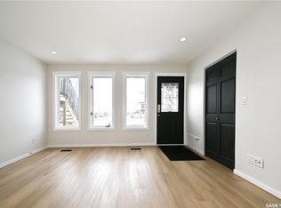 517 Albert St #108, Estevan, SK S4A2E3