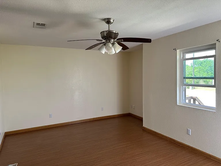 2918 N Fairway Dr — Photo 5