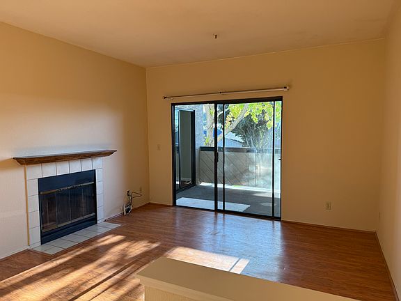 2nd image of 1280 Stanhope Ln APT 144