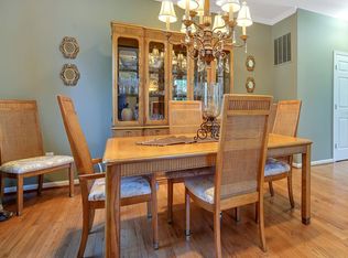 2422 Village Green Ct, Toms River, NJ 08755