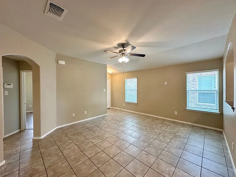 3312 Lorne Dr — Photo 7