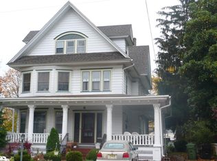 208 W Holly Ave #B, Pitman, NJ 08071