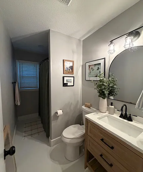 401 Vinecrest Dr — Photo 13