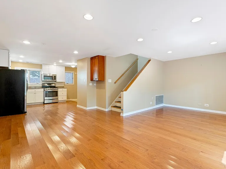 1069 S Park Ter #205 — Photo 6