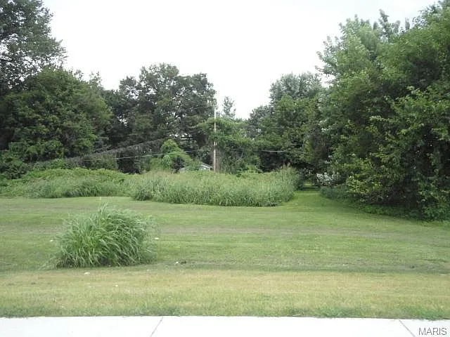 350 Vest Ave photo 1