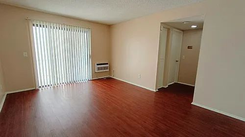 Floor plan 2 beds 1 bath
