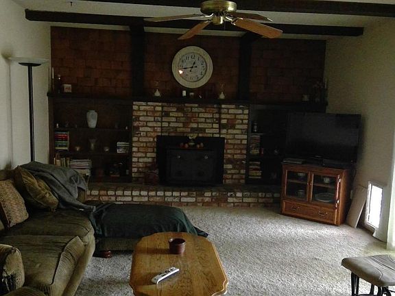 5th image of 1315 W Cherry Court