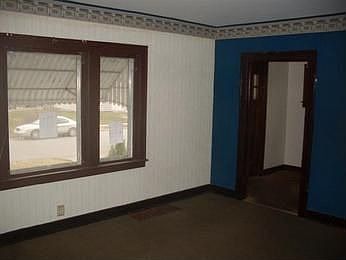 2nd image of 2807 Charlesgate Ave SW